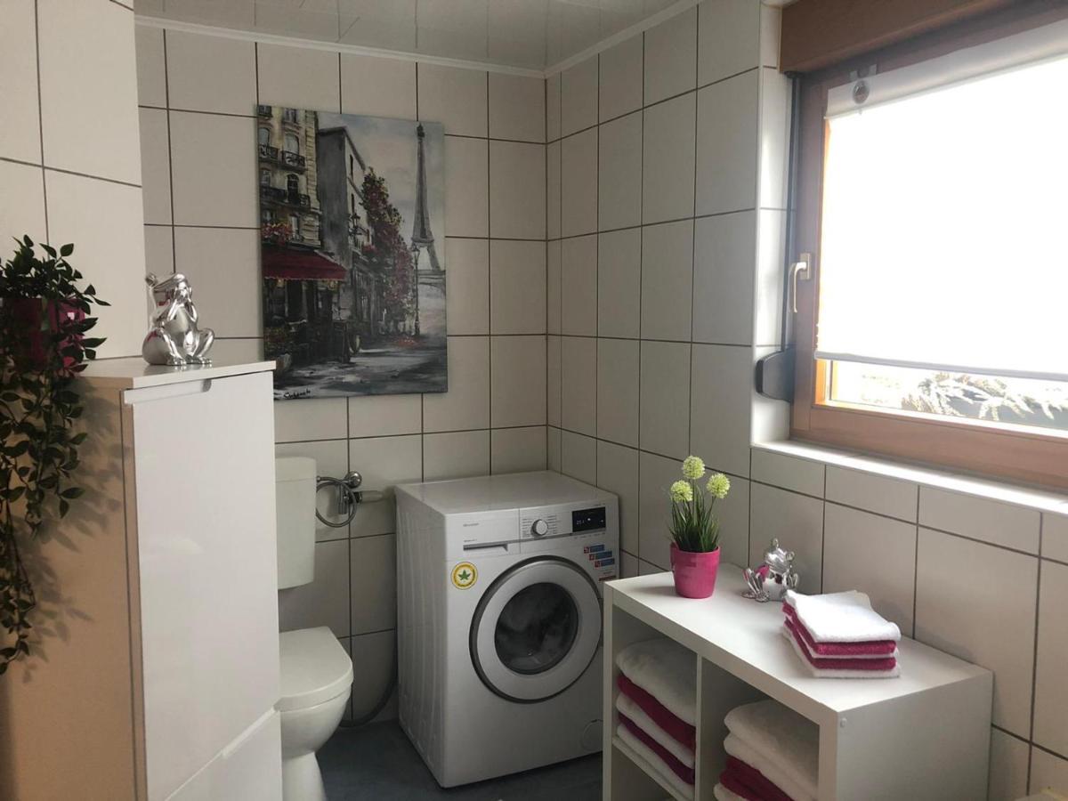 Apartment Toms Ferienhuette Annweiler am Trifels